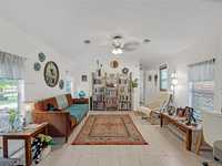 House 2142550438