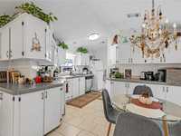 House 2142550441