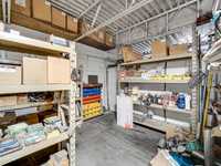 House 2137871189