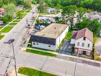 House 2137870754