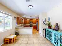 House 2145309328