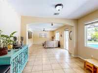 House 2145309332
