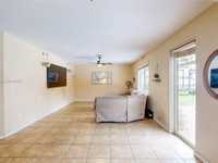 House 2145309333