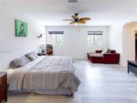 House 2145309389