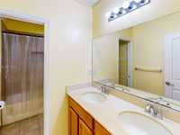 House 2145309457