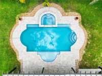 House 2145309504