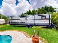 House 2145309508