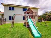 House 2145309538