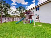 House 2145309539