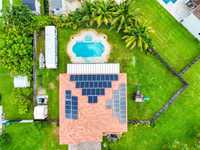 House 2145309587