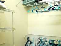 House 2148580560