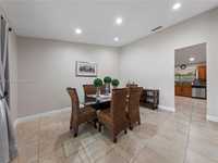 House 2204224998