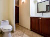 House 2170695918
