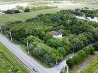 House 2173738057
