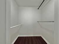 House 2359670512