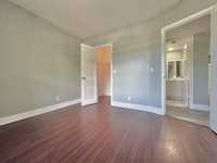 House 2359670523
