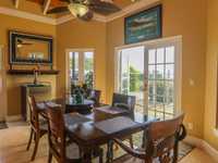 House 2871905039