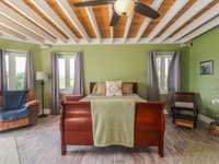 House 2871905740