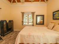 House 2871905920