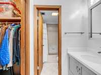 House 2393643562