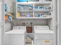 House 2393643585