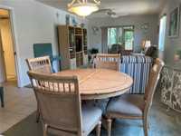 House 2324449878