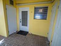 House 2189750512