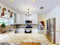 House 2201189533