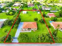 House 2201189466