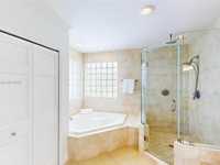 House 2201189600