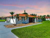House 2201189471