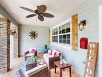 House 2201189497