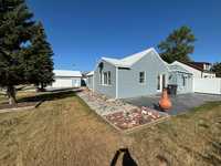 House 2216882137