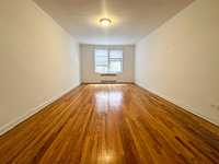 House 2220025689