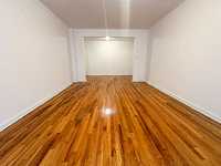House 2220025690