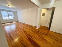 House 2220025693