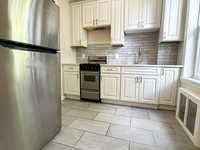 House 2220036208