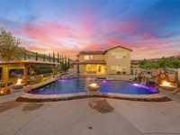 House 2223409555
