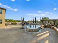 House 2223409566