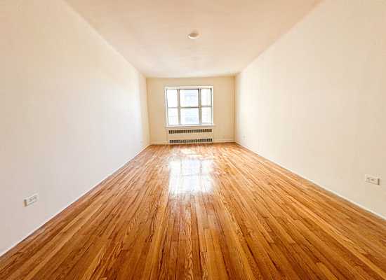 8333 Austin , Kew Gardens, Apartment,  sold, Showcase Realty