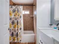House 2225133437