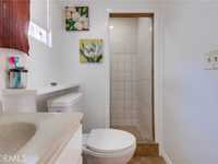 House 2225133472