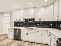 House 2375295471