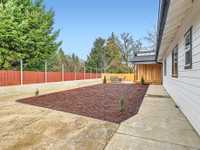 House 2375295579