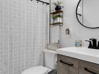 House 2494799051