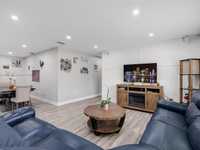 House 2494798961