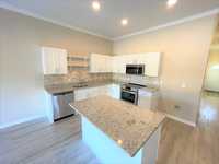 House 2258171927
