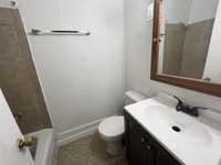 House 2261790571