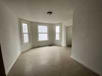 House 2261790517