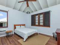 House 2798094555